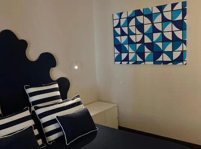 Relais Piazza Del Popolo Oda ve Kahvaltı 4*